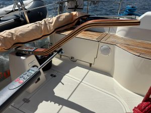 Delphia 31 Pinne fertig verbaut am Boot